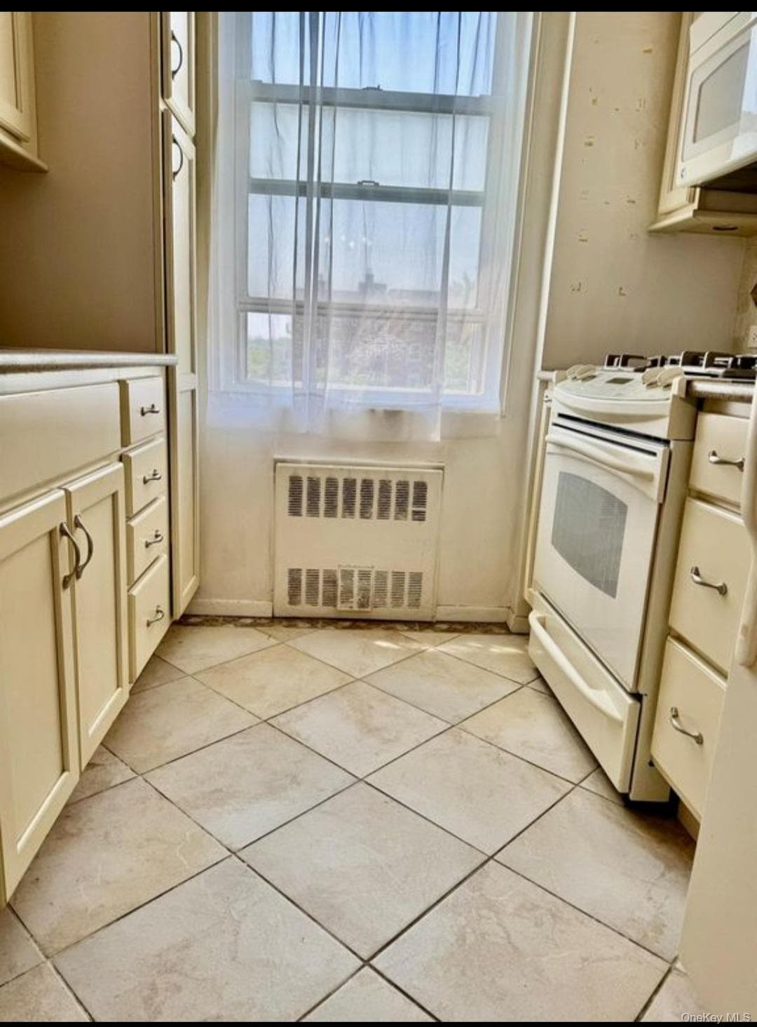 6300 Riverdale Avenue Unit: 5C thumbnail 11