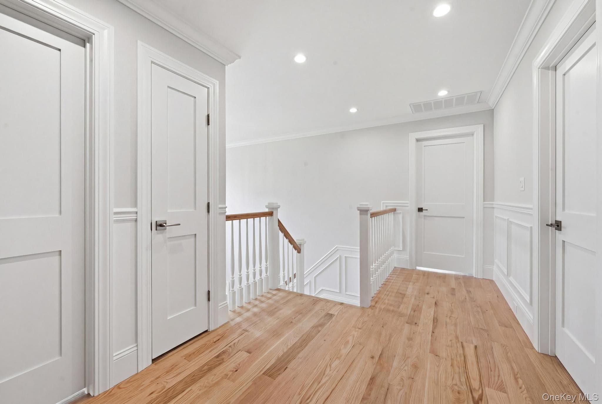 447 Keller Avenue thumbnail 25