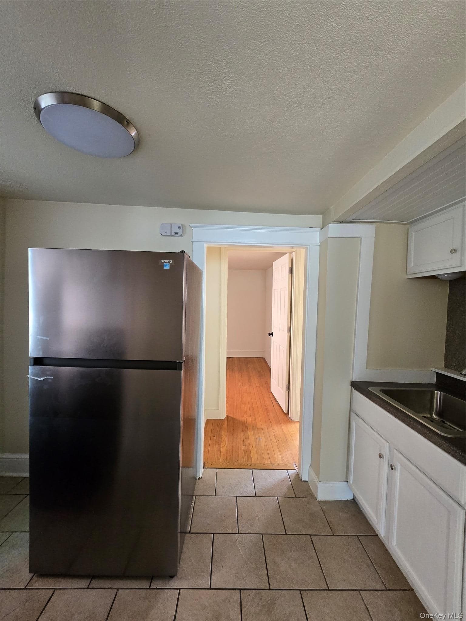 17 N Clover Street thumbnail 10