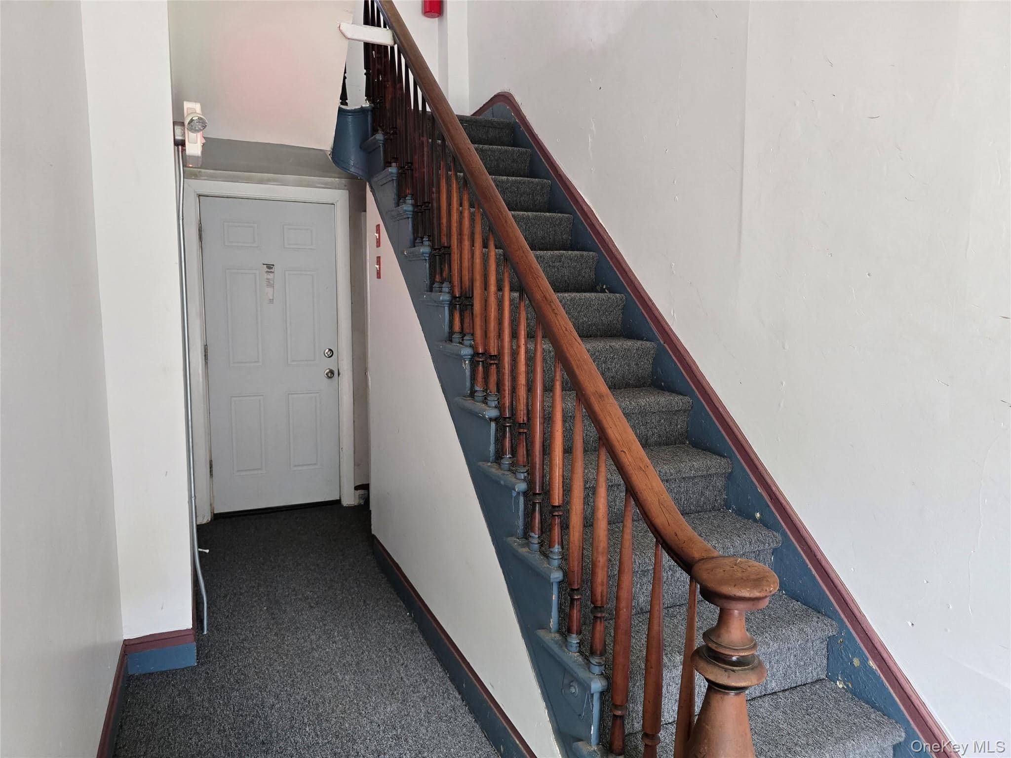 17 N Clover Street thumbnail 4