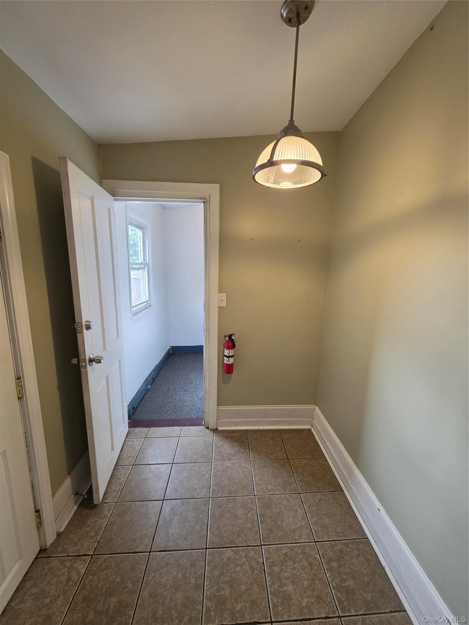 17 N Clover Street thumbnail 29