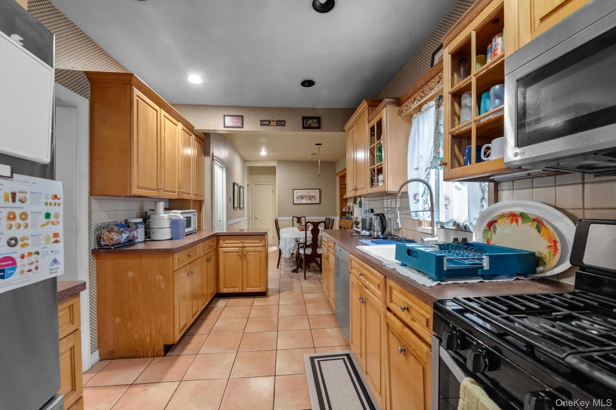 1509 Hewlett Avenue thumbnail 7