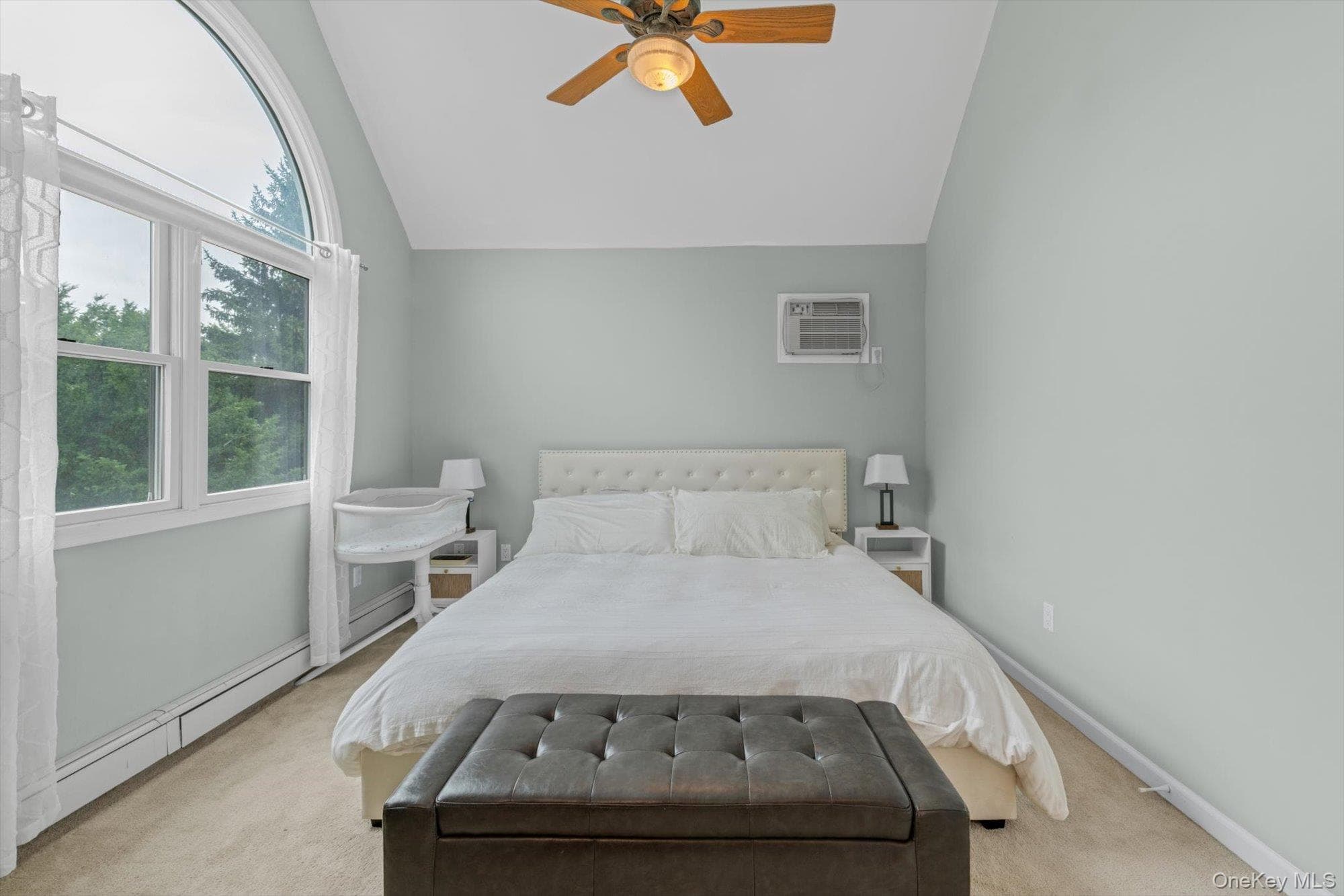 21 Hampton Avenue thumbnail 14