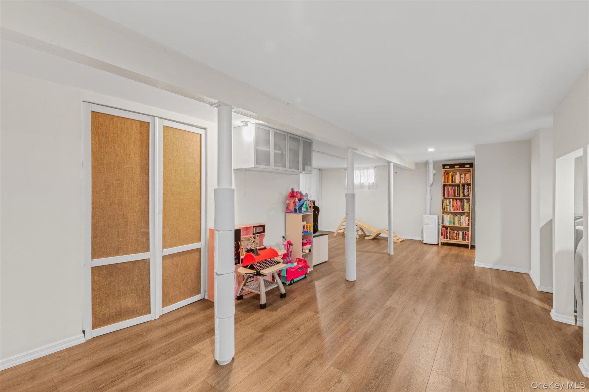 21 Hampton Avenue thumbnail 21