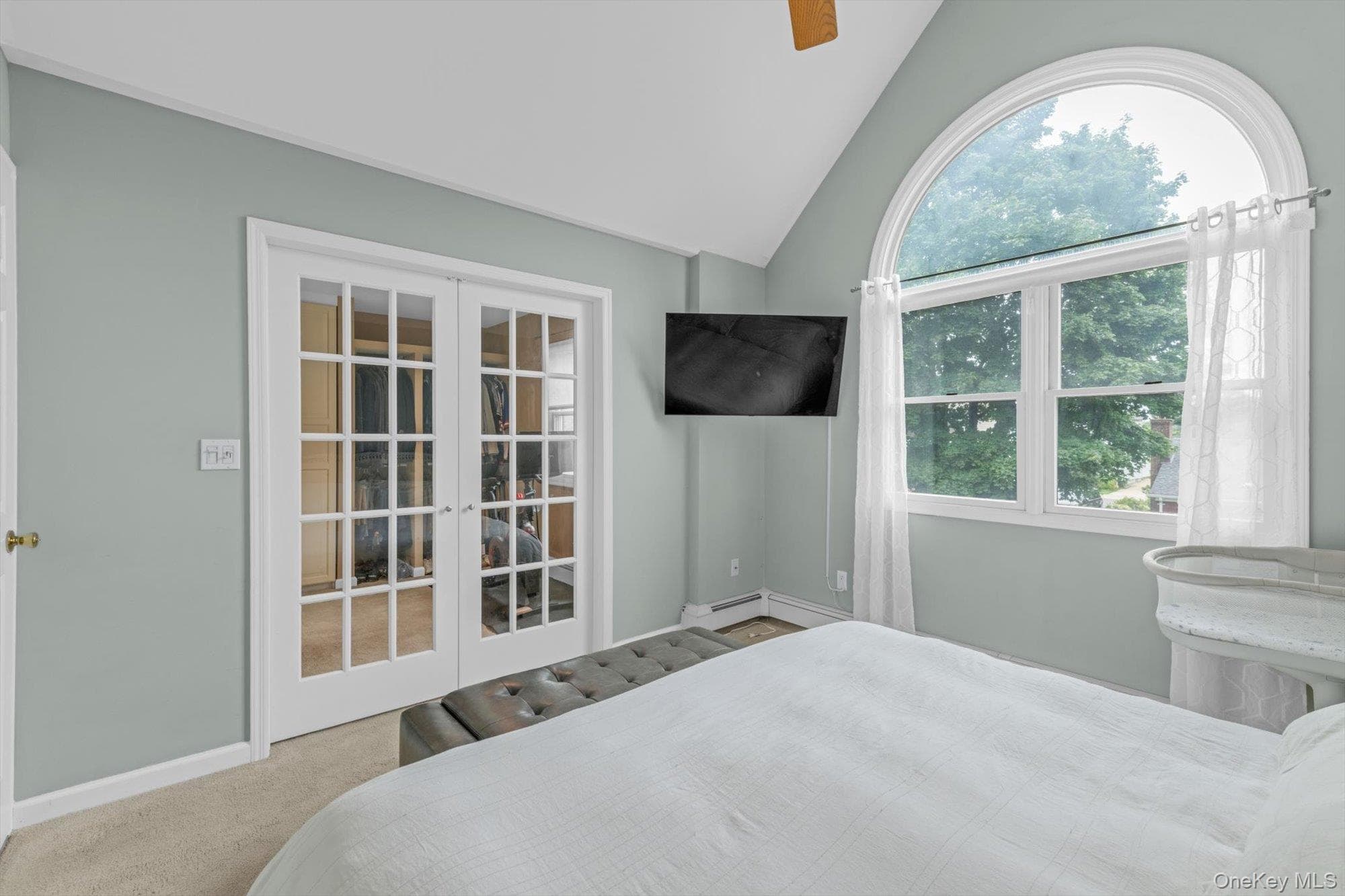 21 Hampton Avenue thumbnail 15