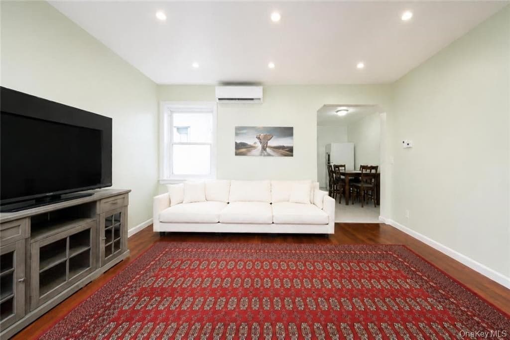 815 Avenue U thumbnail 14