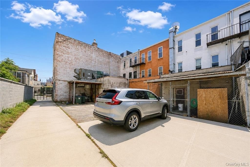 815 Avenue U thumbnail 5