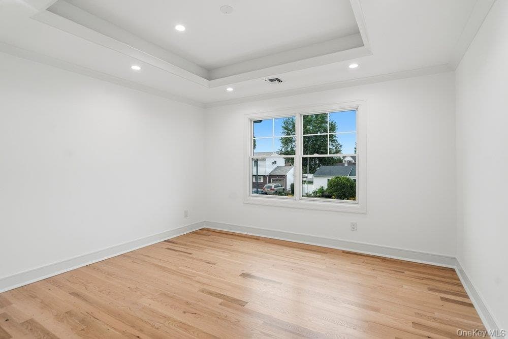 93 Morton Boulevard thumbnail 29