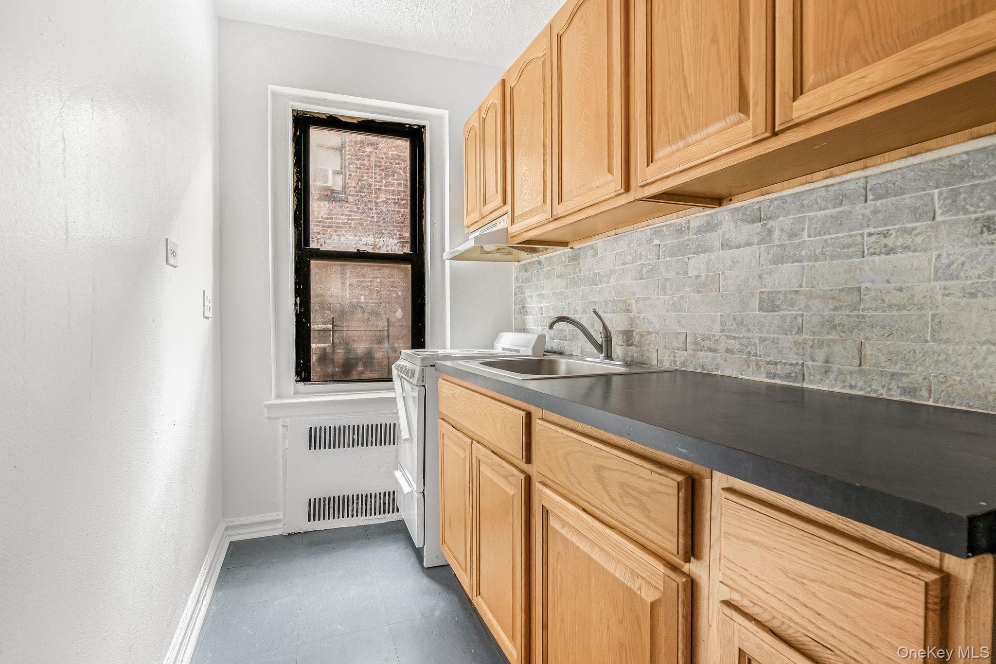 43-01 46th Street Unit: 1-J thumbnail 4