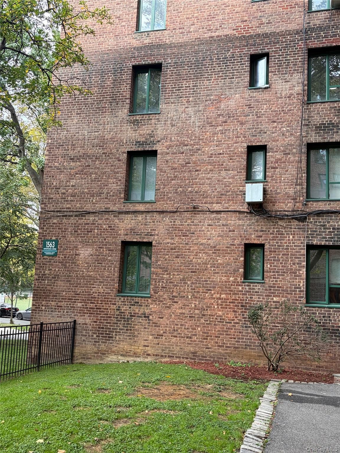 1563 Metropolitan Avenue Unit: ME thumbnail 7