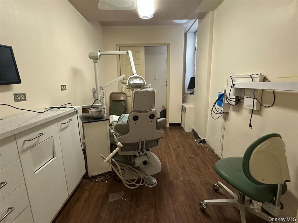 212-30 23 Ave Ave Unit: l2 thumbnail 8