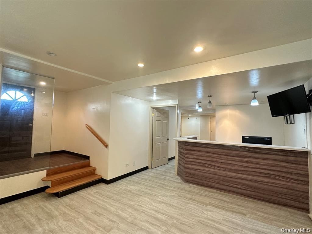 212-30 23 Ave Ave Unit: l2 thumbnail 3