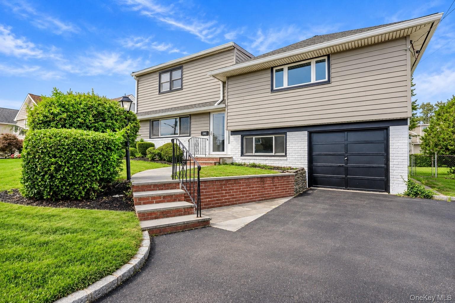 190 W Waukena Avenue thumbnail 23