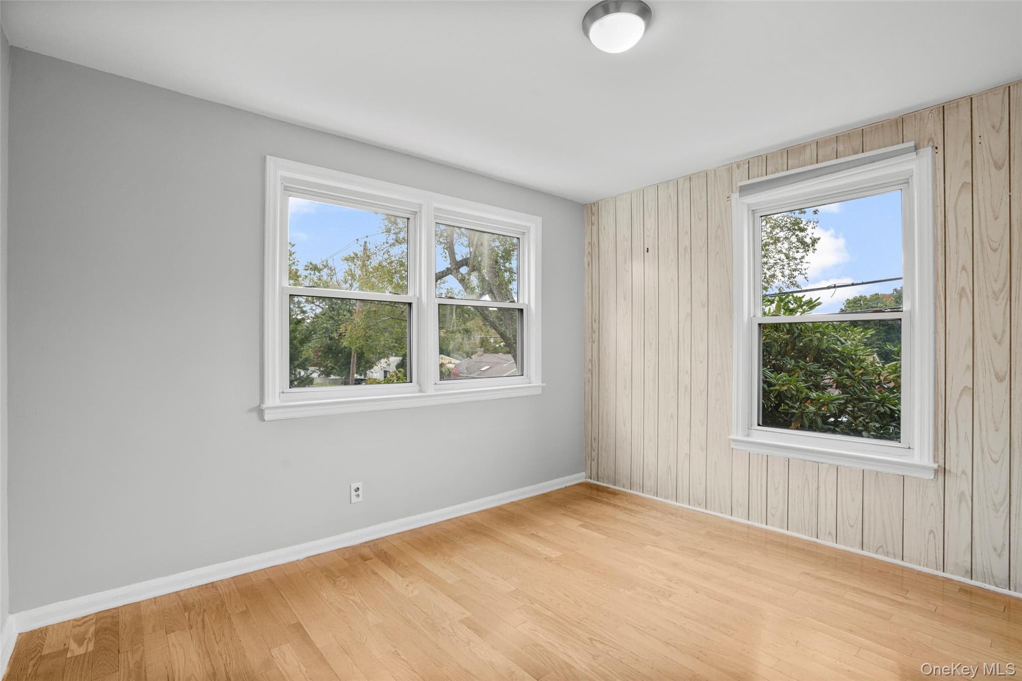 47 Whitman Road thumbnail 5
