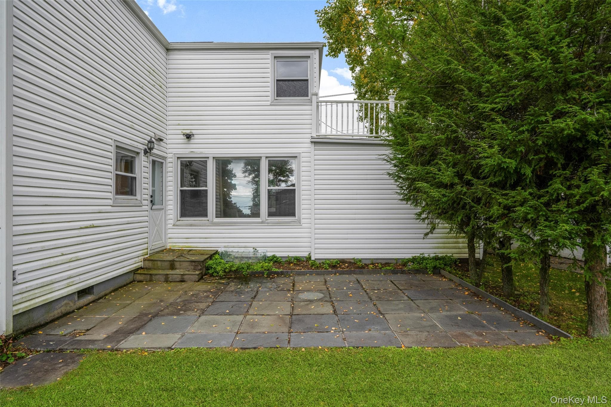 47 Whitman Road thumbnail 18