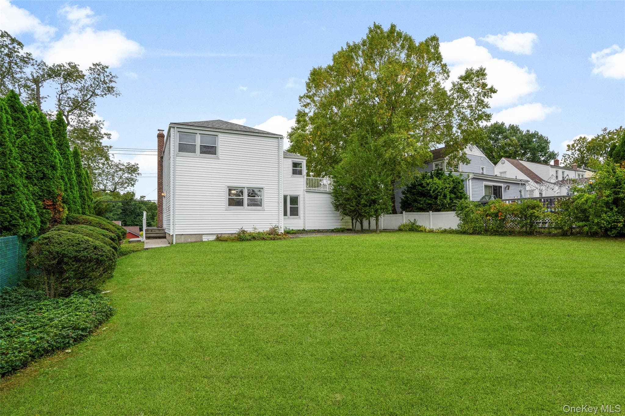 47 Whitman Road thumbnail 20