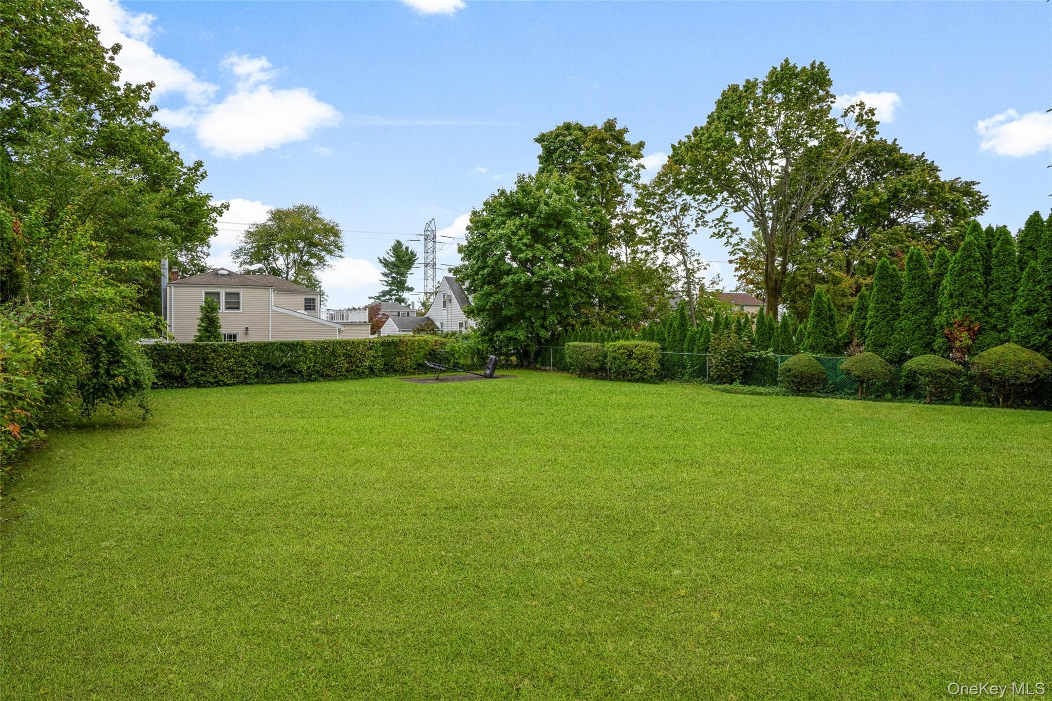 47 Whitman Road thumbnail 19