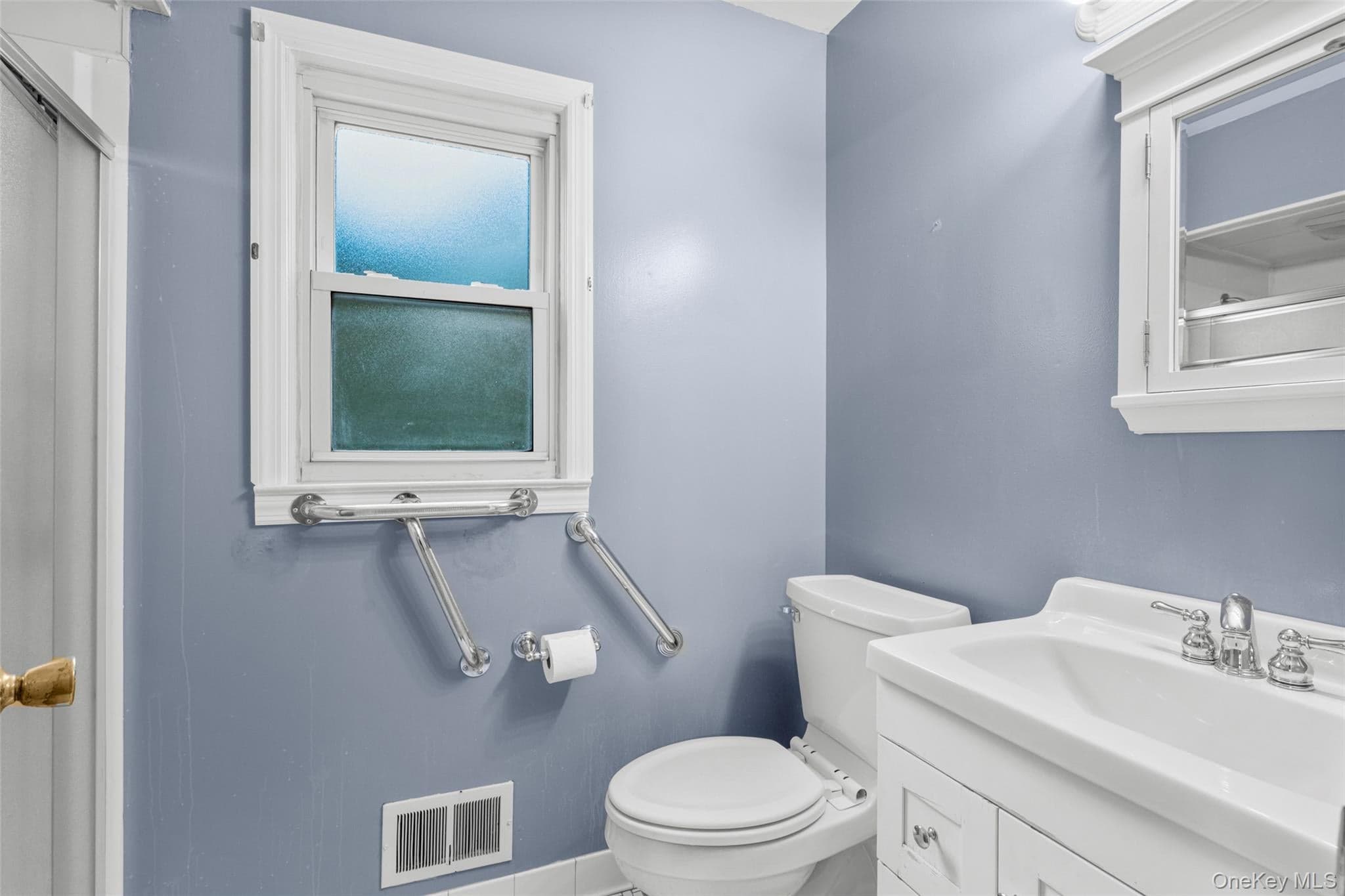47 Whitman Road thumbnail 10