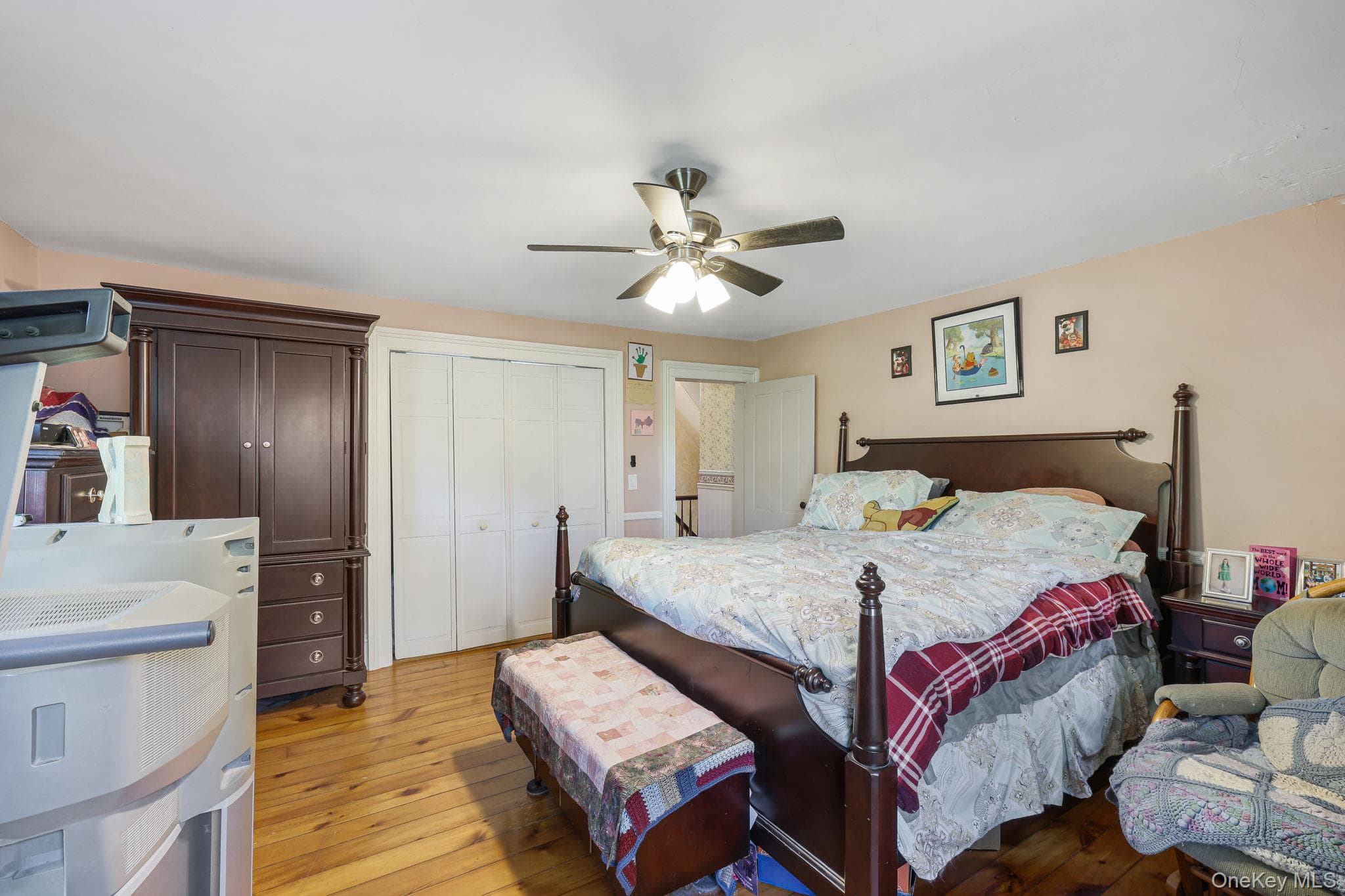 225 Spring Street thumbnail 17