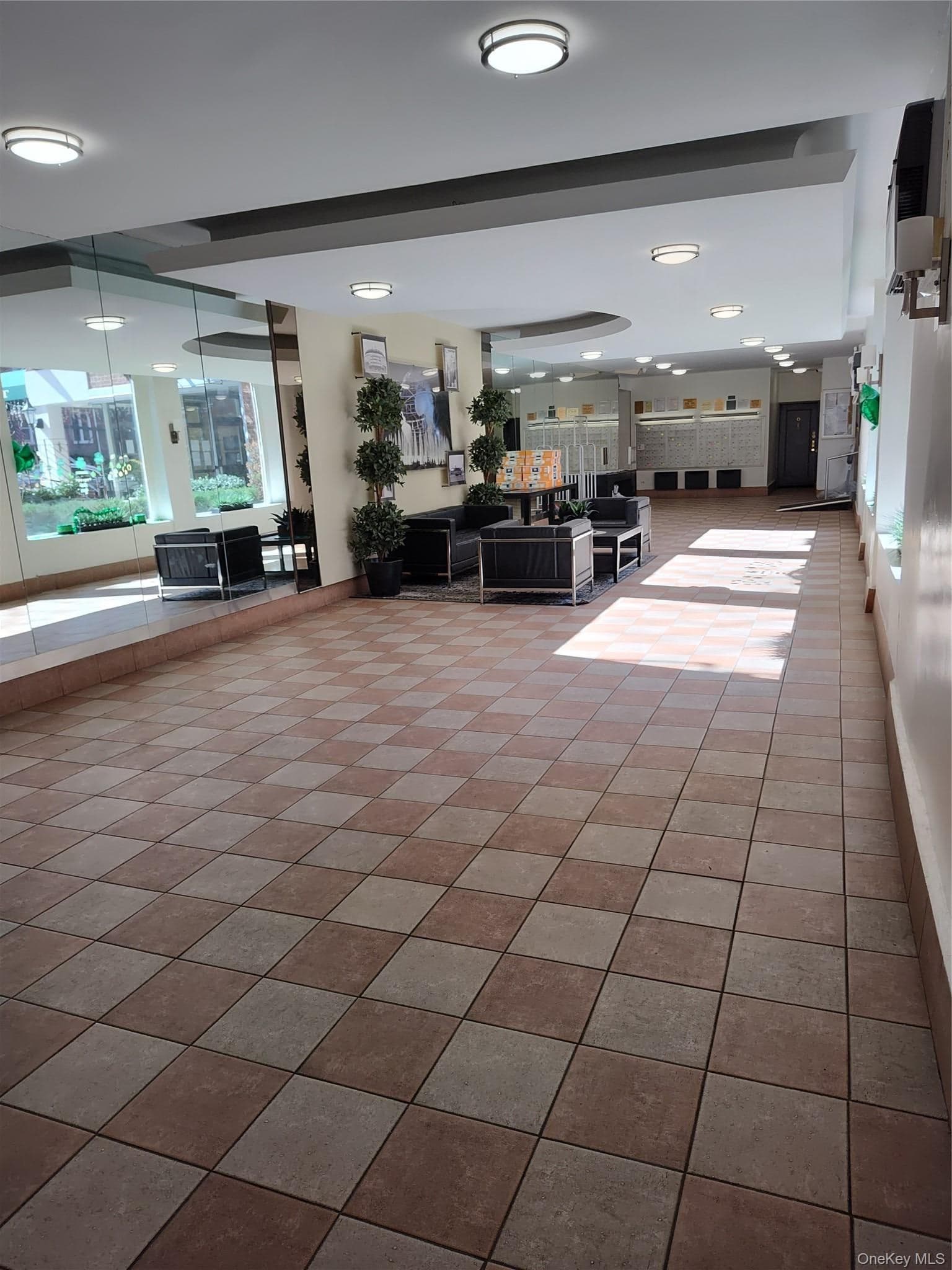 103-25 68th Avenue Unit: 7J thumbnail 3
