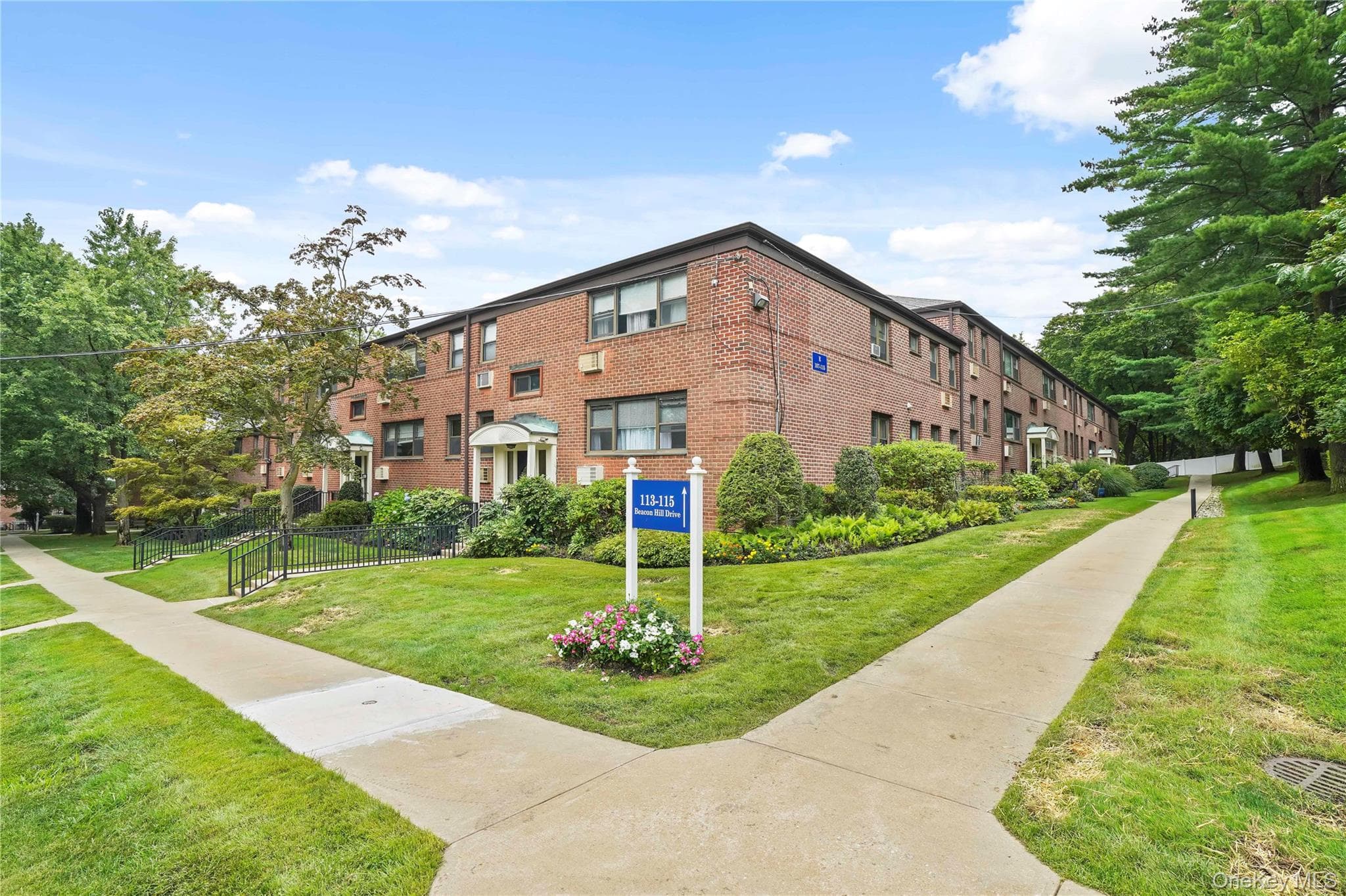 113 Beacon Hill Dr DR Unit: E25 thumbnail 18
