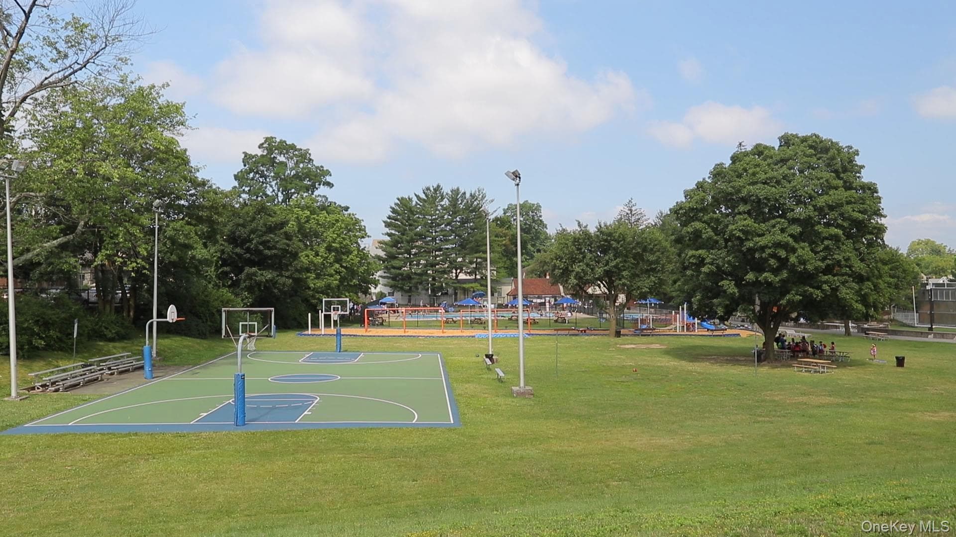113 Beacon Hill Dr DR Unit: E25 thumbnail 31