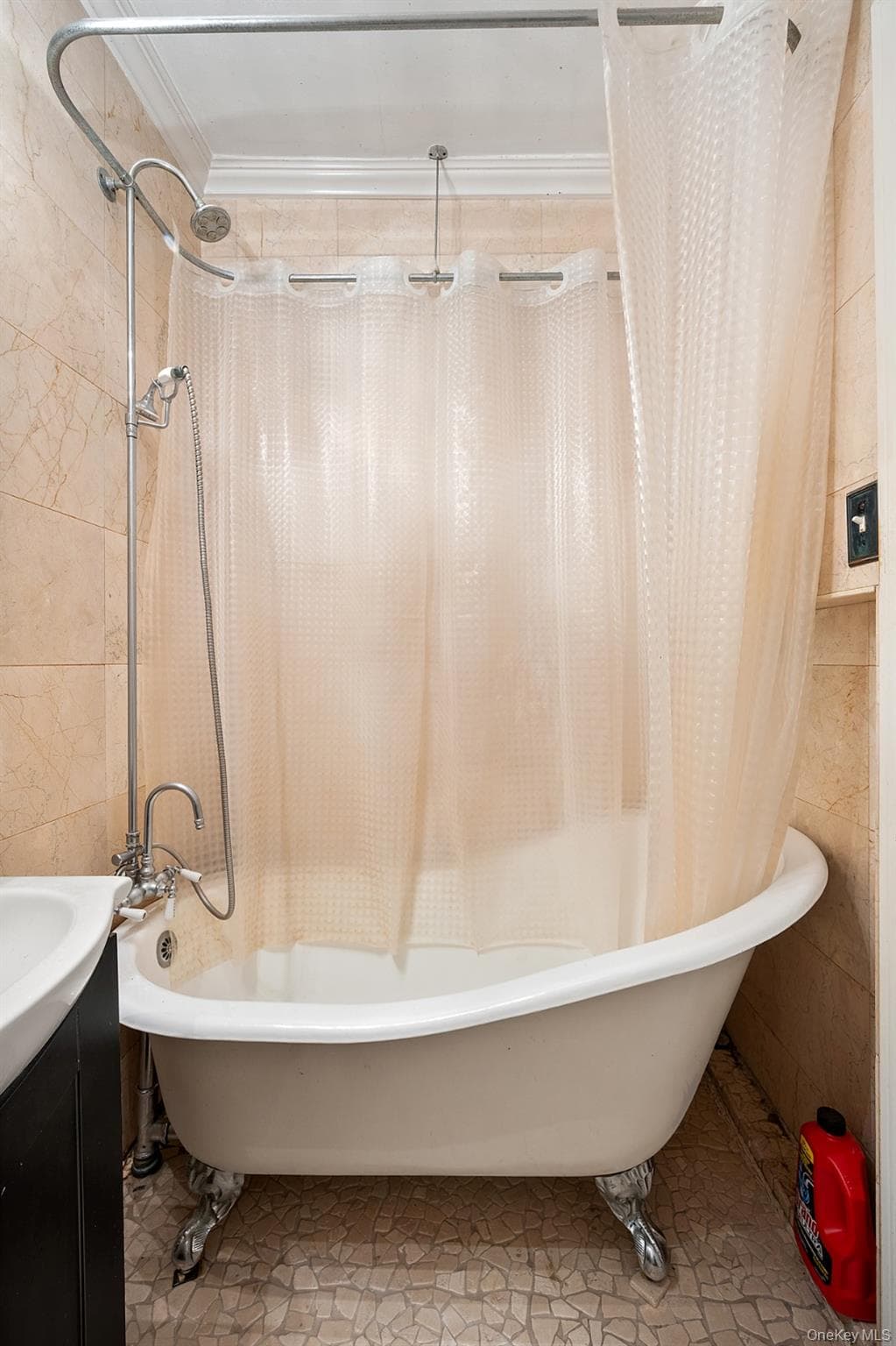 7607 Ditmars Boulevard Unit: 1C thumbnail 14