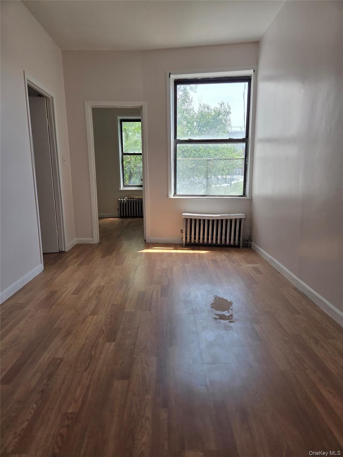 34-17 11th Street thumbnail 7