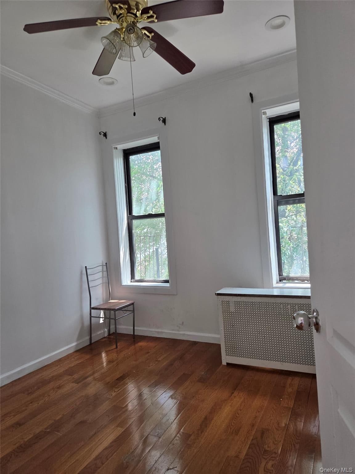 34-17 11th Street thumbnail 10