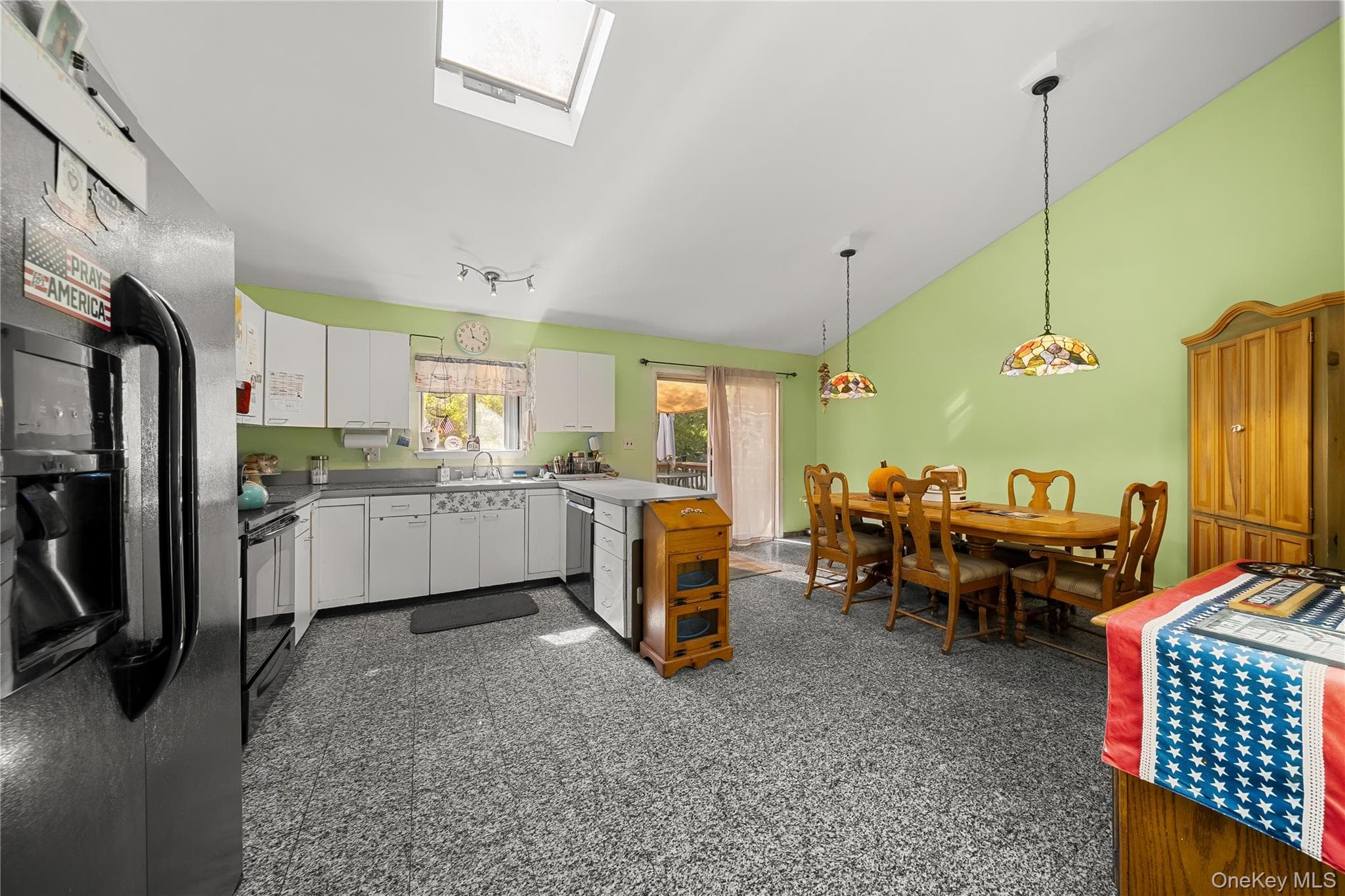 14 Mineola Street thumbnail 10