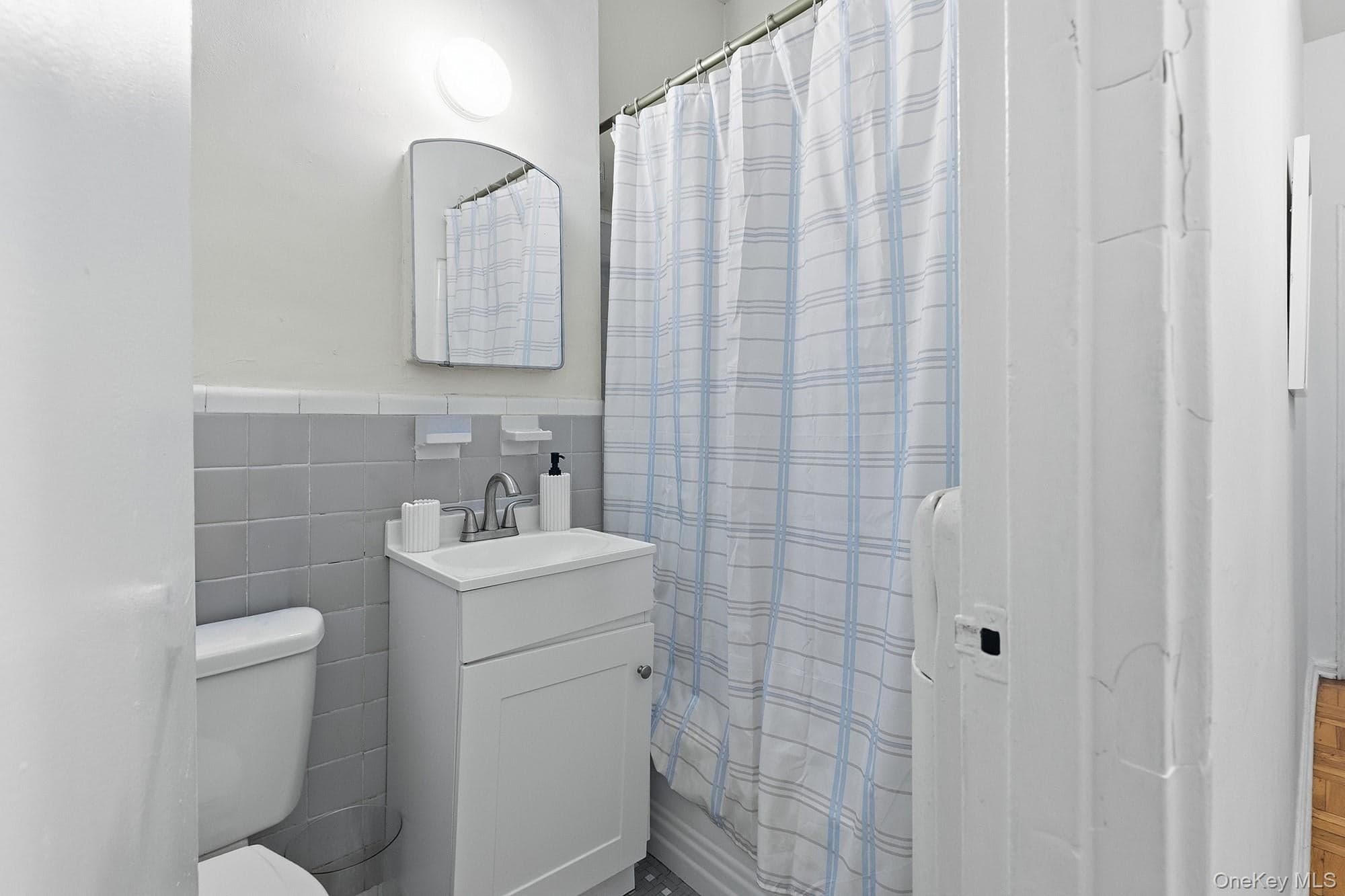 55 Knolls Crescent Unit: 1B thumbnail 16