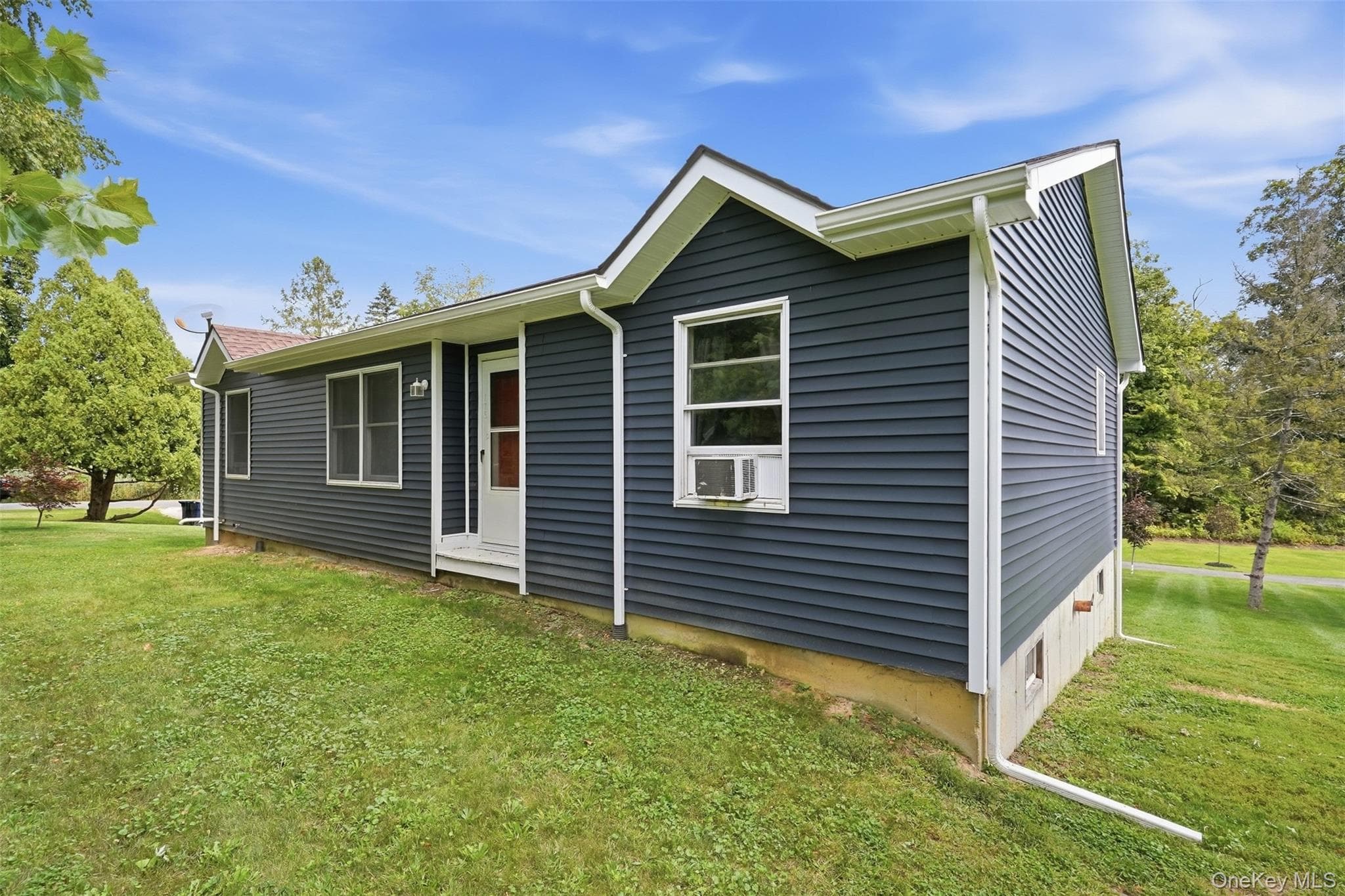 175 Nevis Road photo 1