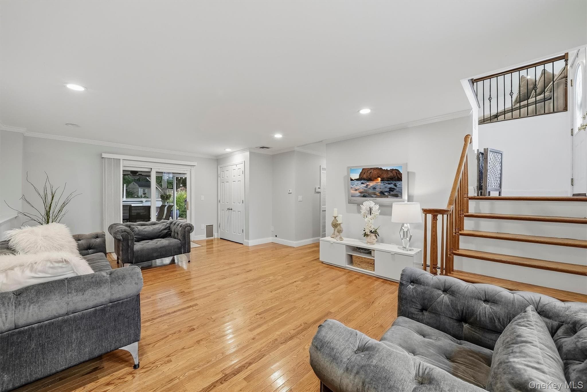 104 S Airmont Road thumbnail 31