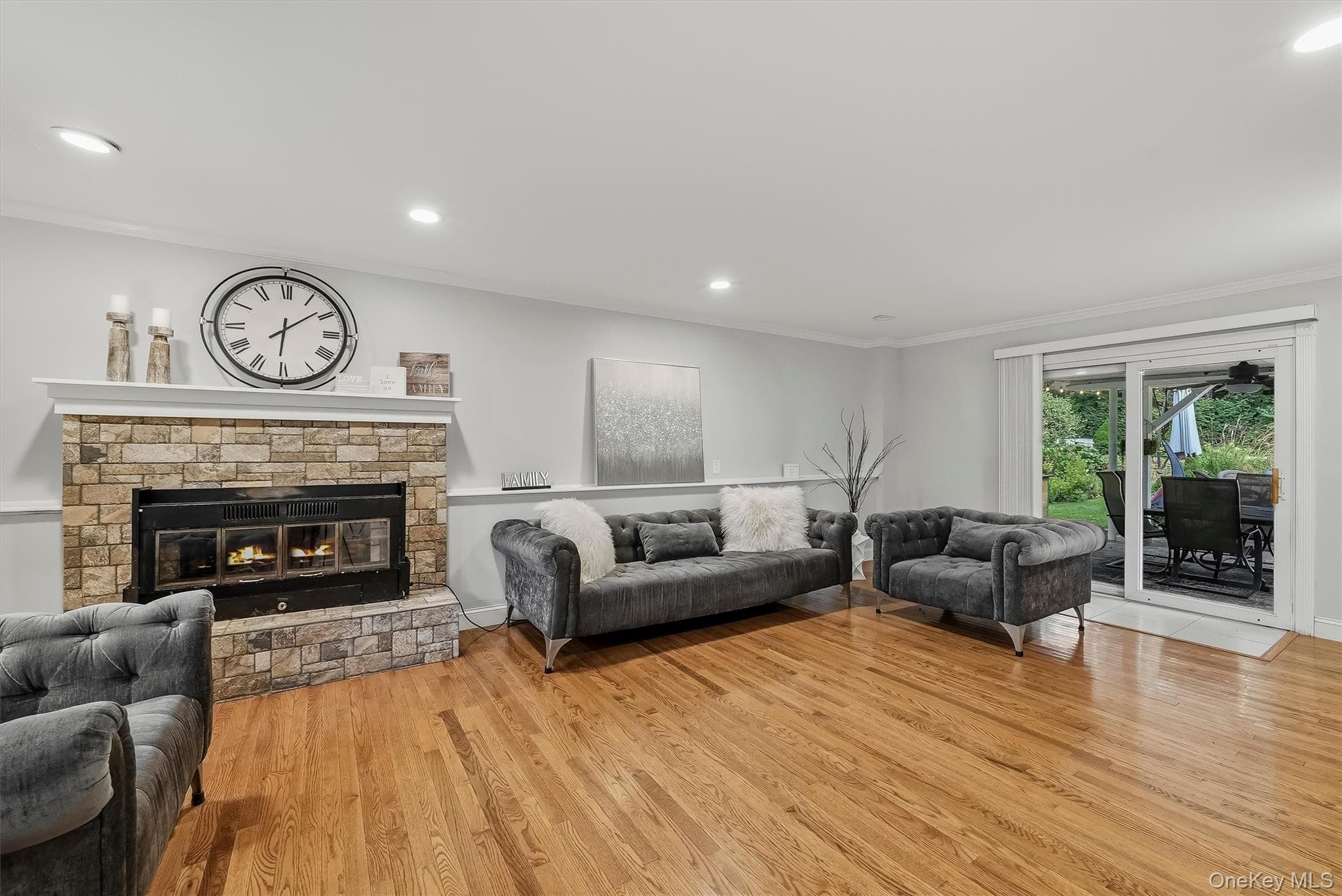 104 S Airmont Road thumbnail 32