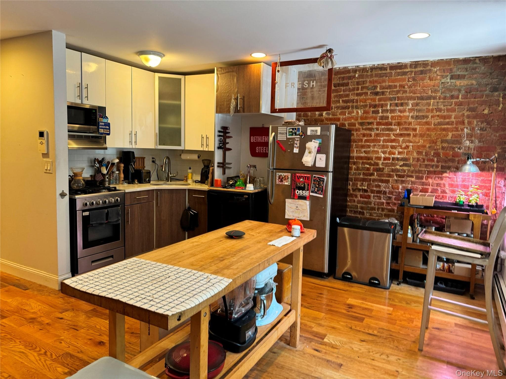 887 Lafayette Avenue thumbnail 30
