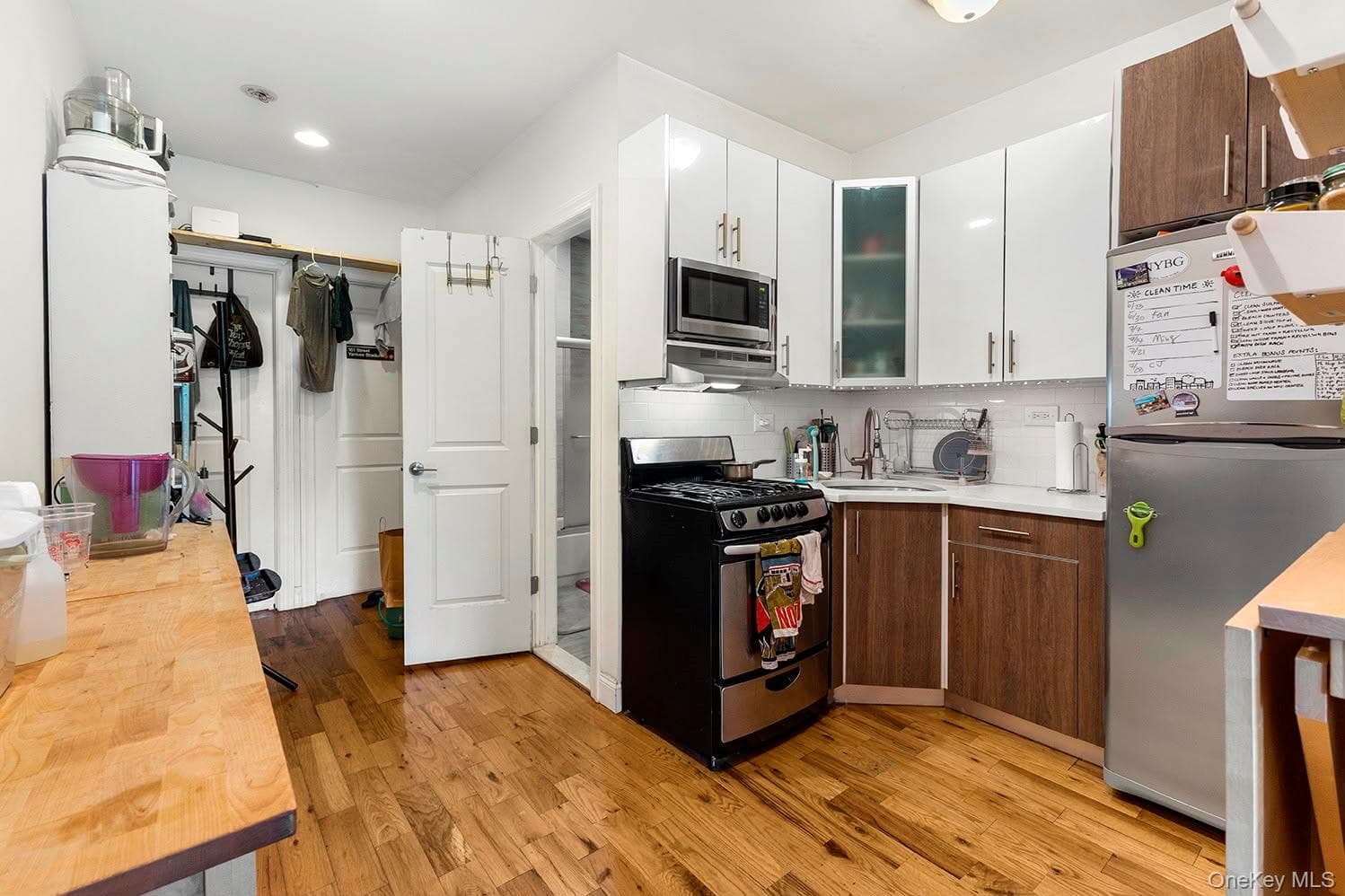 887 Lafayette Avenue thumbnail 11