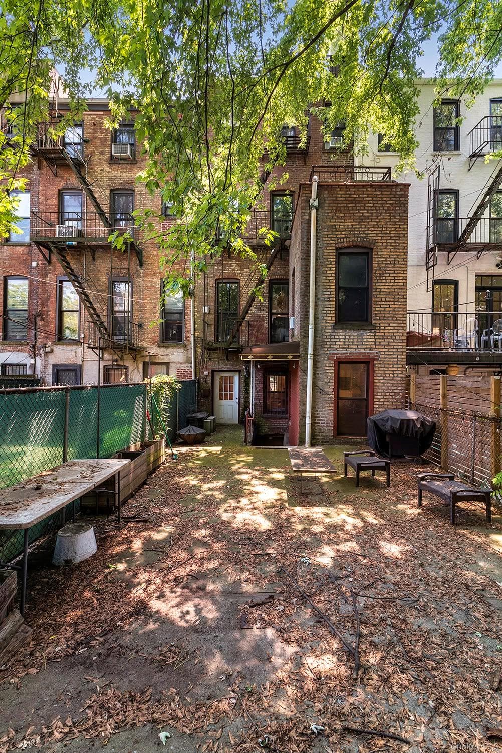 887 Lafayette Avenue thumbnail 32