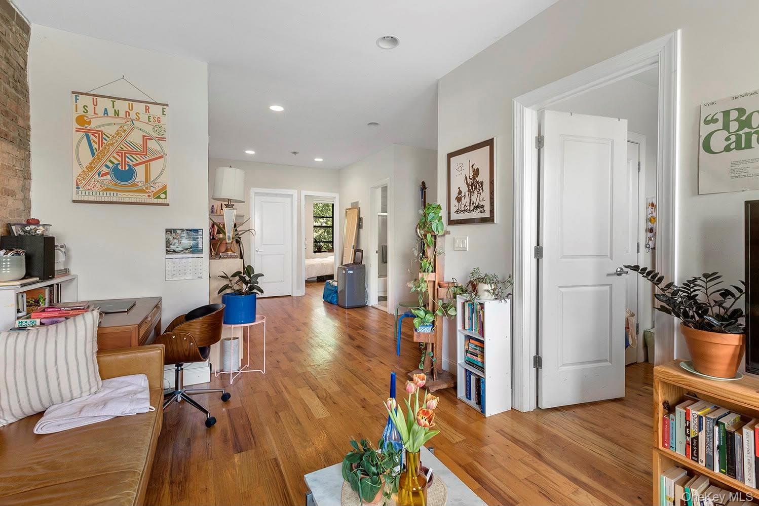 887 Lafayette Avenue thumbnail 13