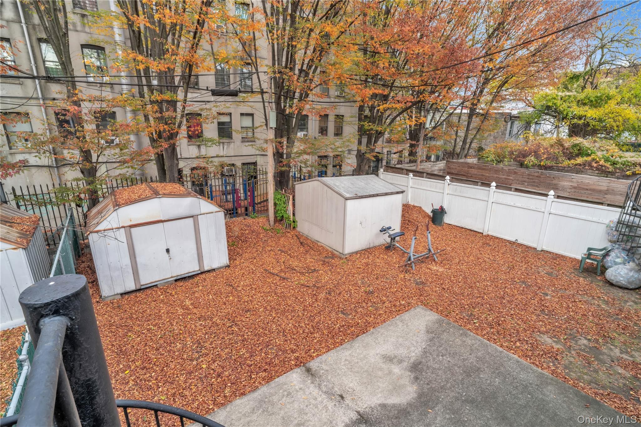 221 Macdougal Street thumbnail 20