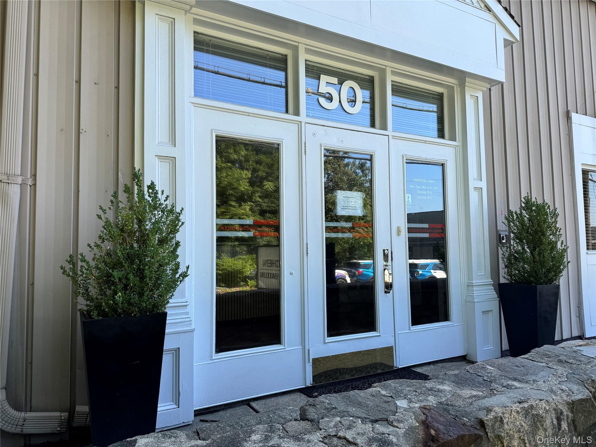 50 Virginia Road thumbnail 3