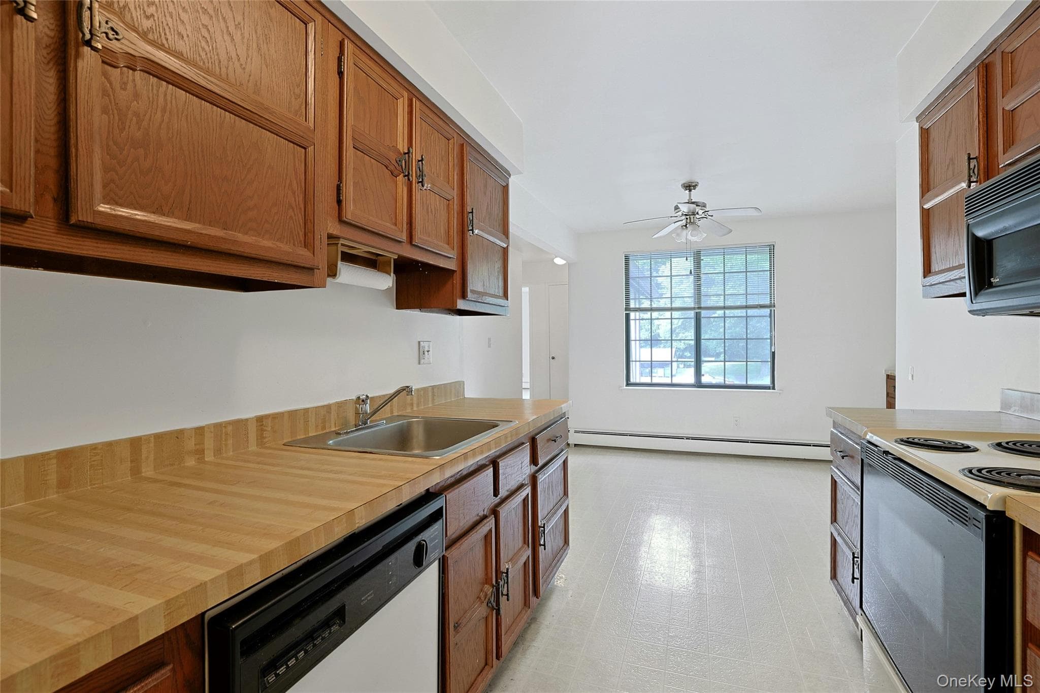 16 Foxwood Drive Unit: 8 thumbnail 15