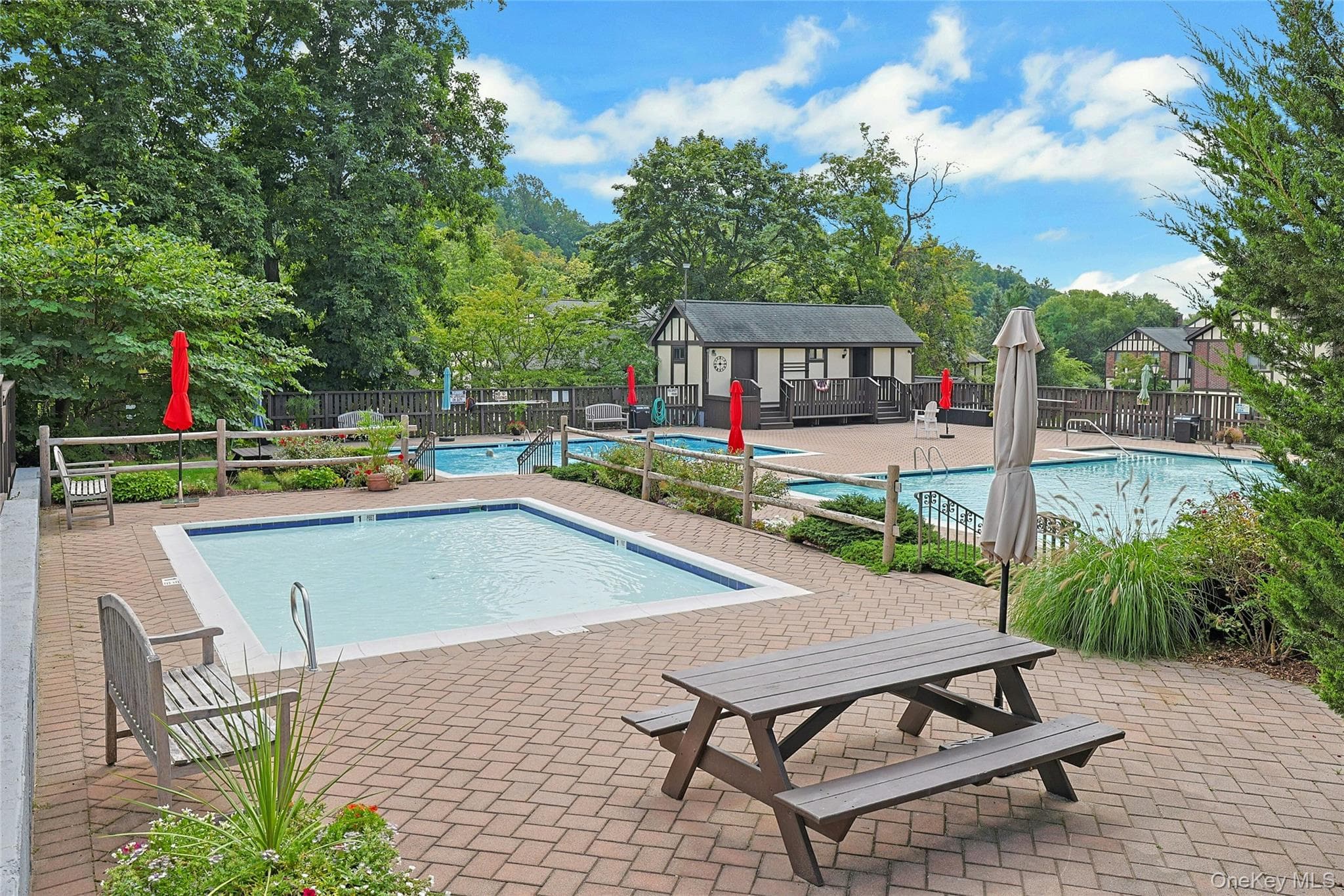16 Foxwood Drive Unit: 8 thumbnail 30