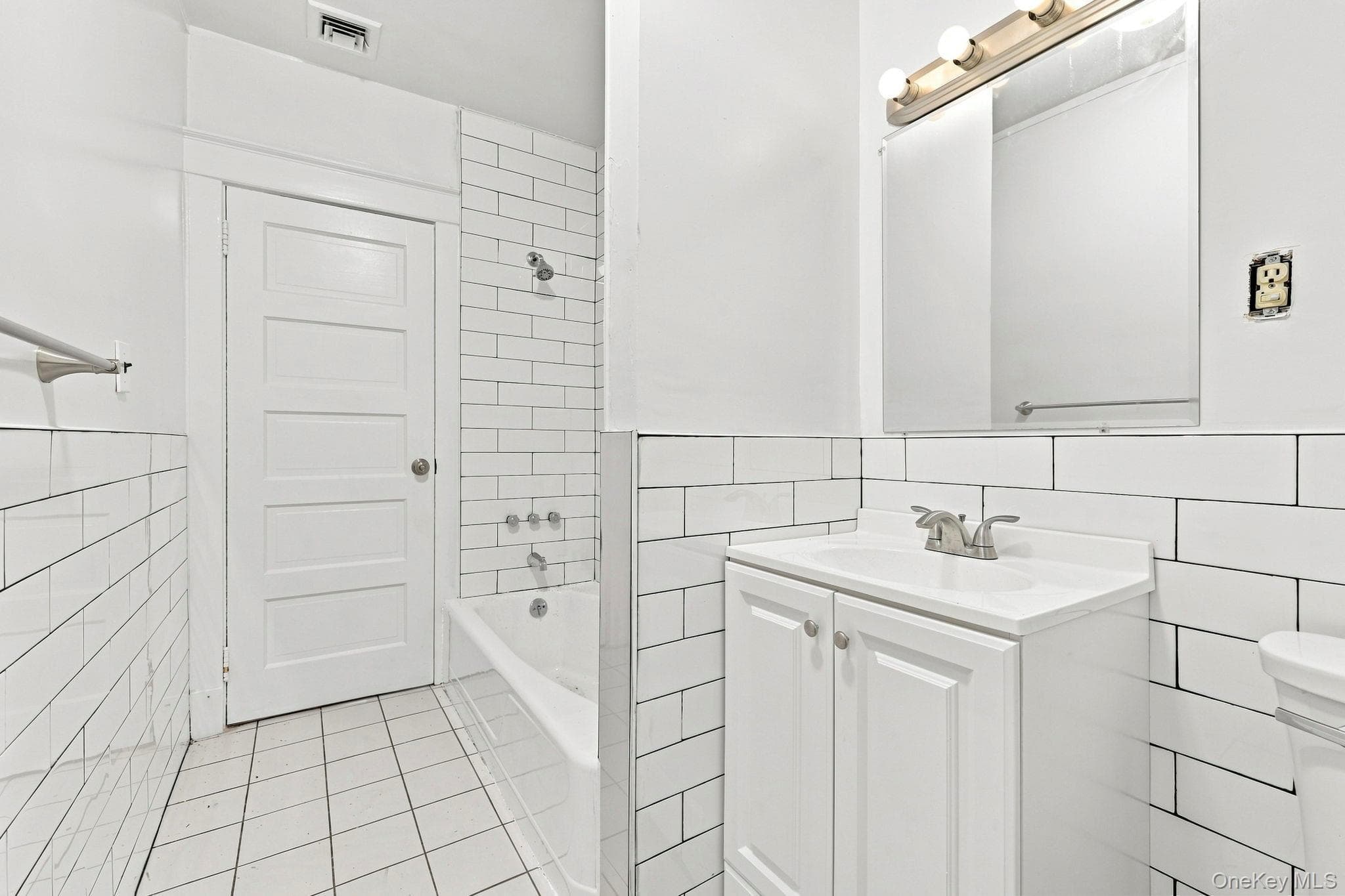 151 Babbitt Road thumbnail 9