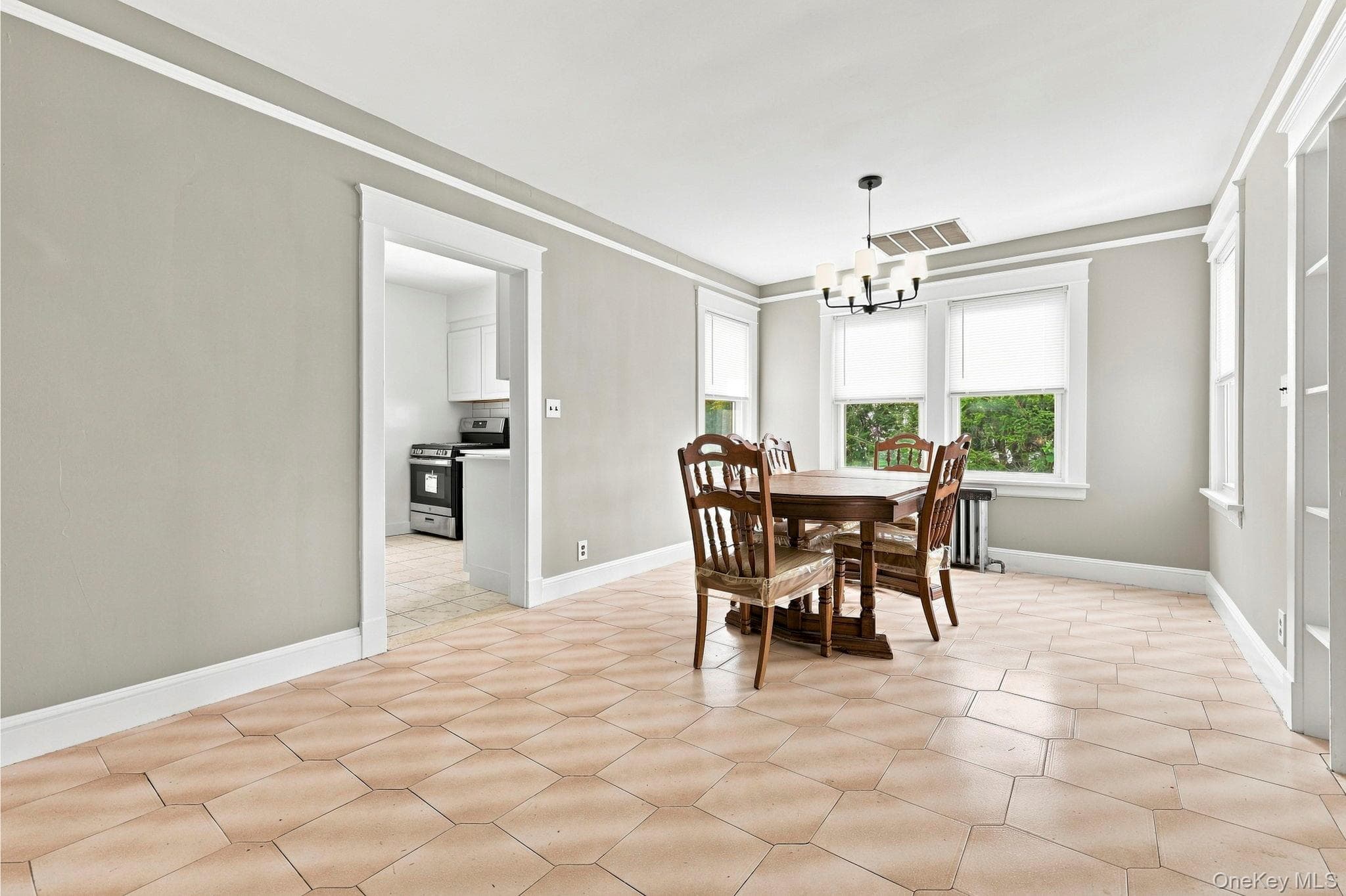151 Babbitt Road thumbnail 4
