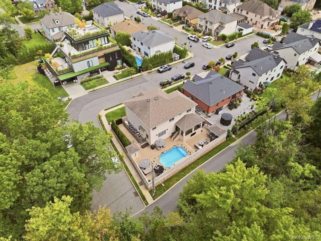 16 Belvedere Court thumbnail 46