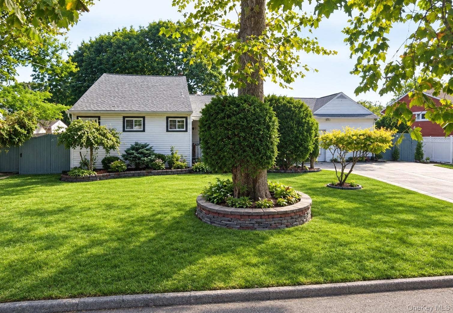1327 Brooklyn Boulevard, Bay Shore