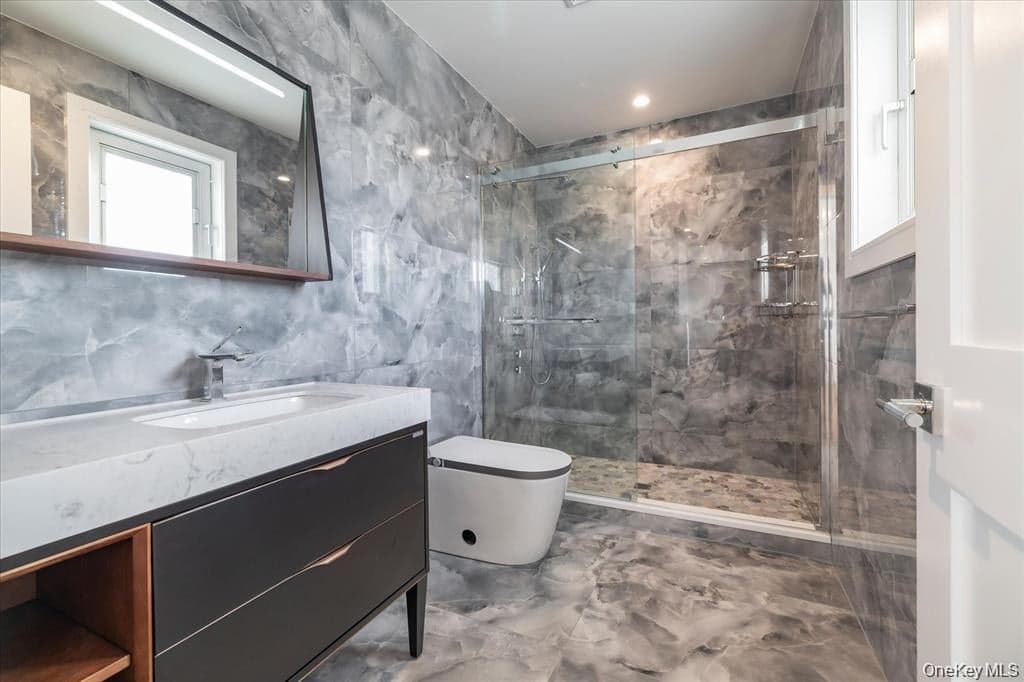550 E Harrison Street thumbnail 19