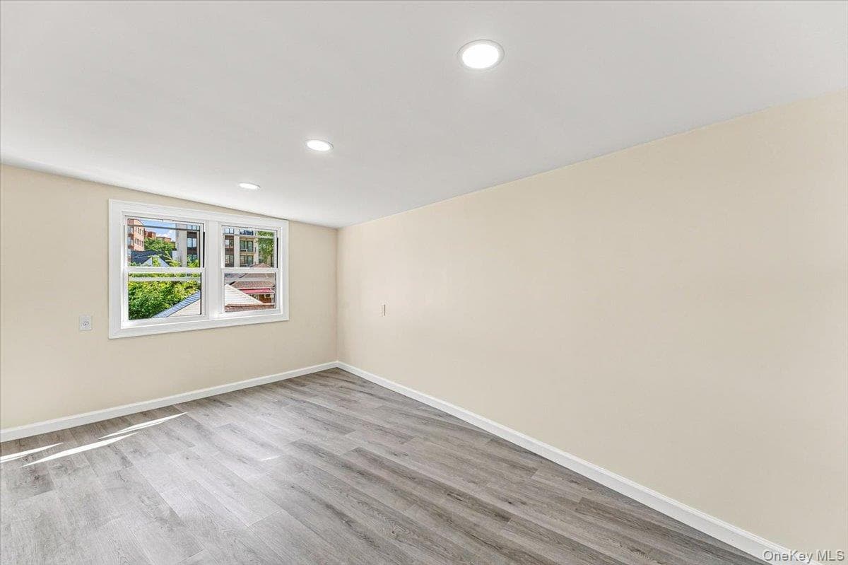 8402 Smedley Street thumbnail 16
