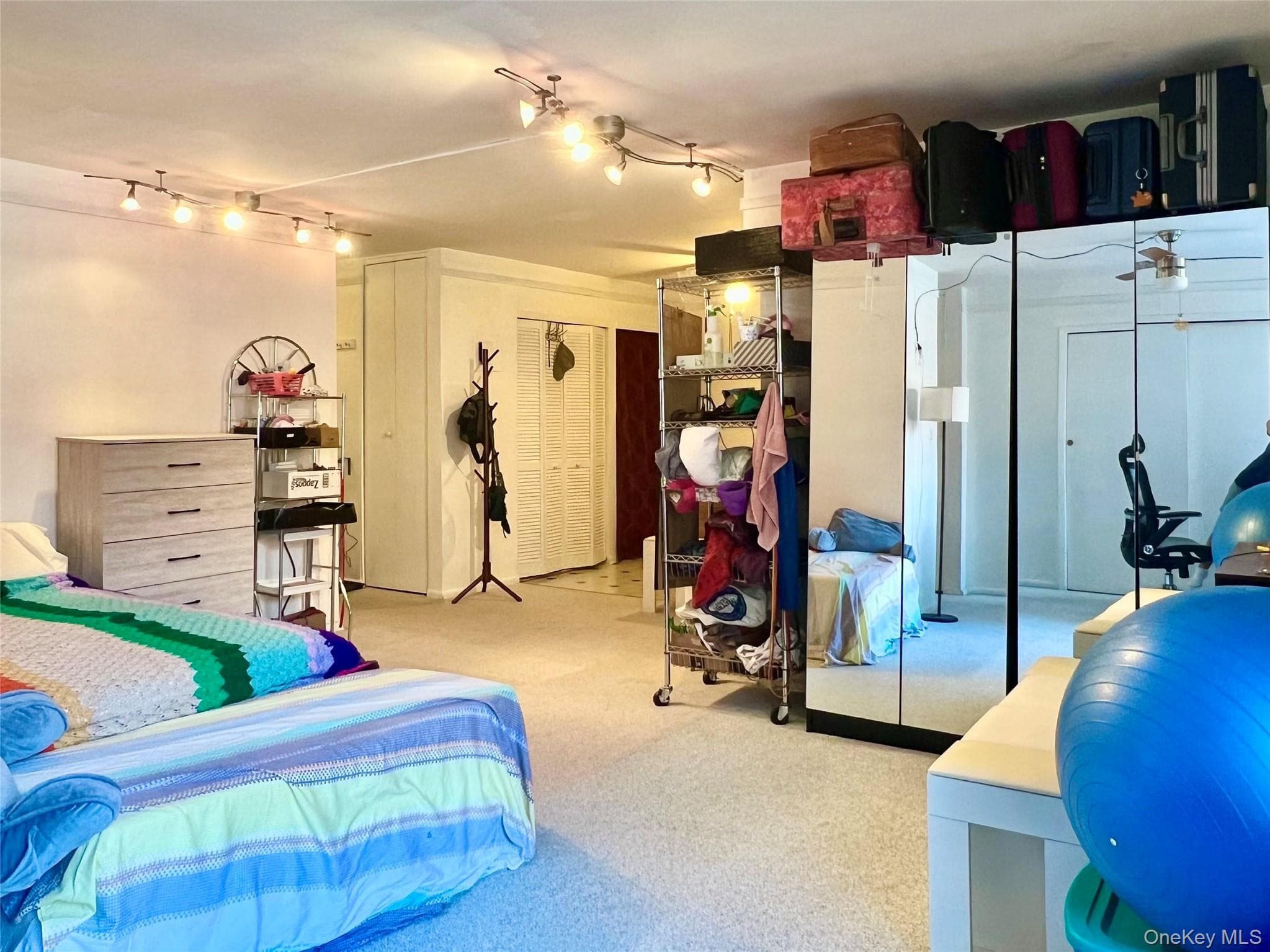 142-05 Roosevelt Avenue Unit: 301 thumbnail 4