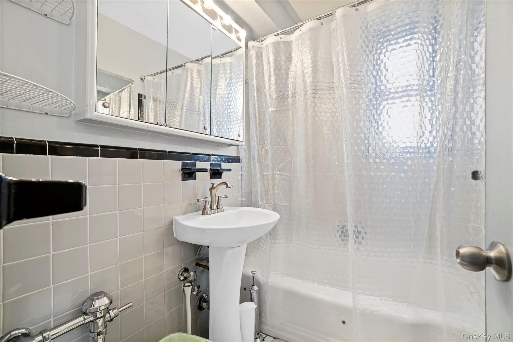 2271 Knapp Street Unit: 5D thumbnail 19